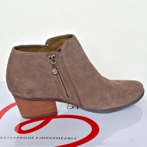 NEW Blondo Villa Womens Waterproof Bootie Dark Taupe Suede Size 8.5M
